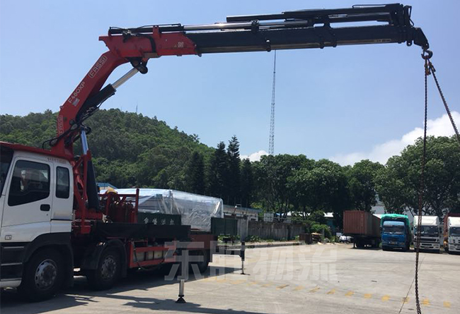 中港物流--無紙通關(guān)出口出口需要的步驟；深圳到香港物流-香港物流專線-中港貨運(yùn)物流運(yùn)輸專線-佛山到香港物流專線-一般貿(mào)易進(jìn)出口報(bào)關(guān)代理-倉(cāng)儲(chǔ)配送-深圳市東勝物流有限公司